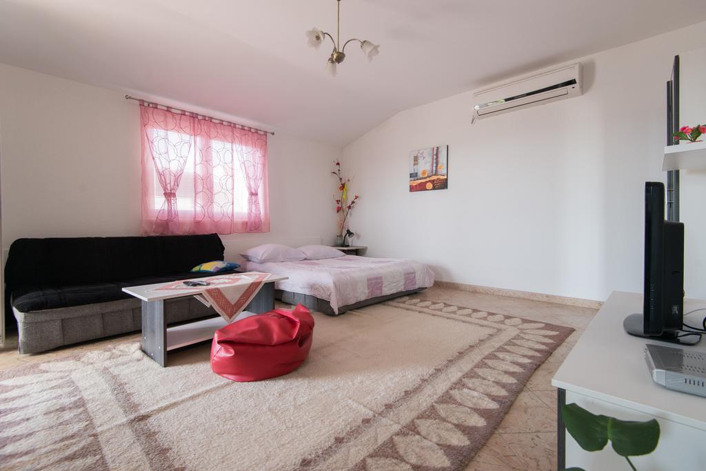 Apartments&Rooms SB Neum Buitenkant foto